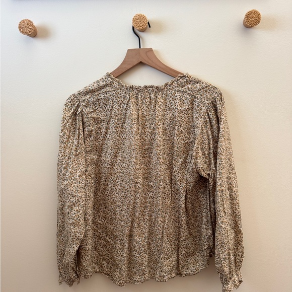 Floral Button-Up Blouse - Picture 6 of 6